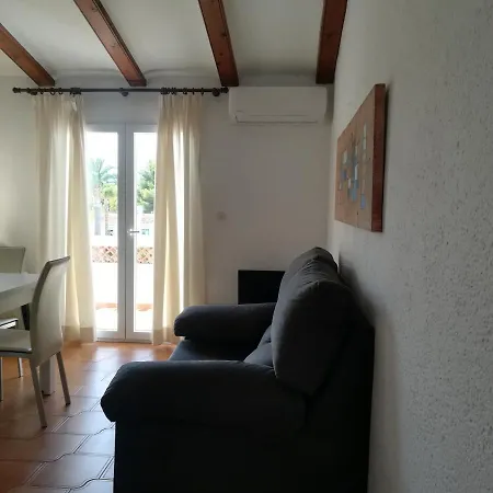 Almendros E Апартаменты